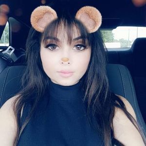 Meet your Posher, Jenni